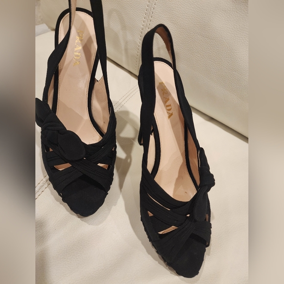 Prada knotted pump color black , made from silk outside and leather inside, size - Picture 5 of 14